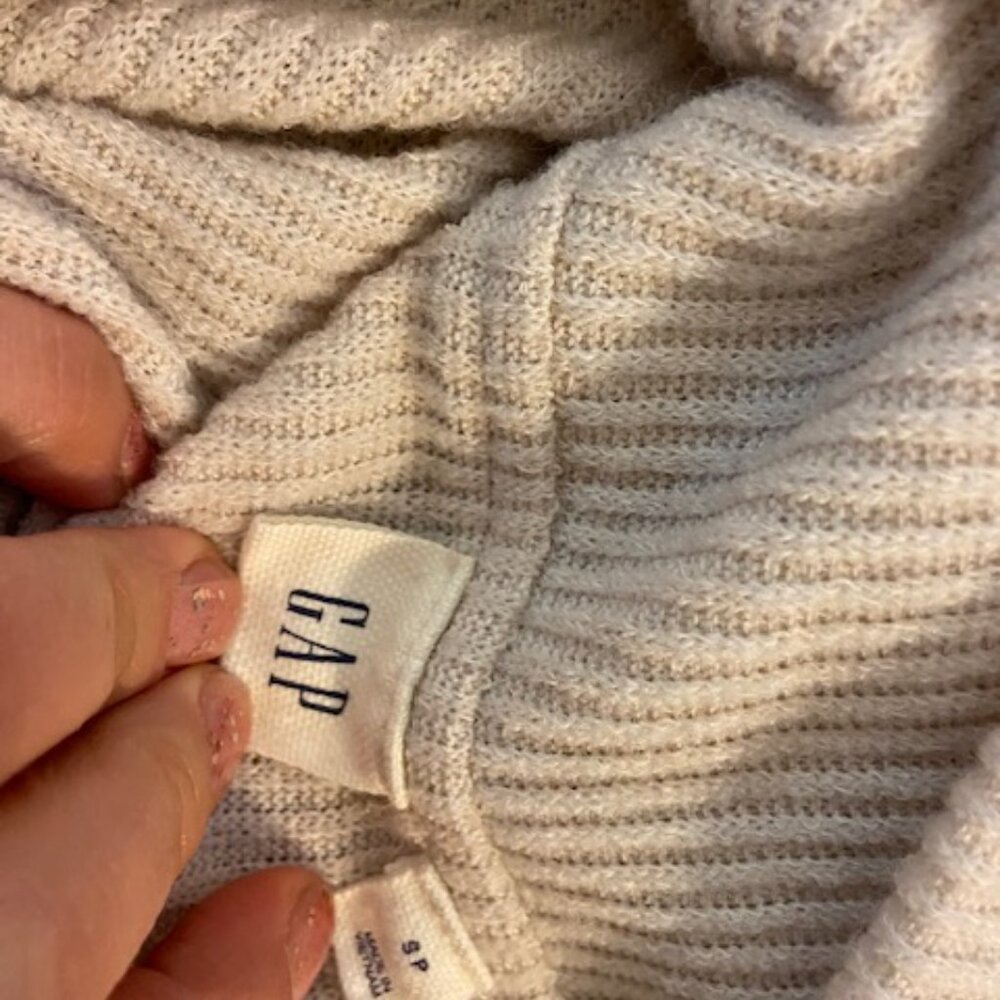 GAP Off-Shoulder Cream Ribbed Sweater -S - Picture 7 of 8